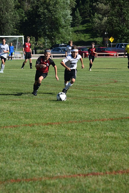 杜兰特关键补篮锁定胜局